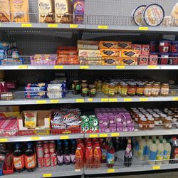 International Market - No Birds or dark chocolate mcvities