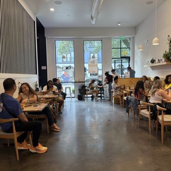 HAPI Yelp Event: Pok Pok Po + bōl - towards the storefront - Yelp Events Near Me - Houston, Texas HAPI Yelp Event: Pok Pok Po + bōl - towards the storefront - Yelp Events Near Me - Houston, Texas
