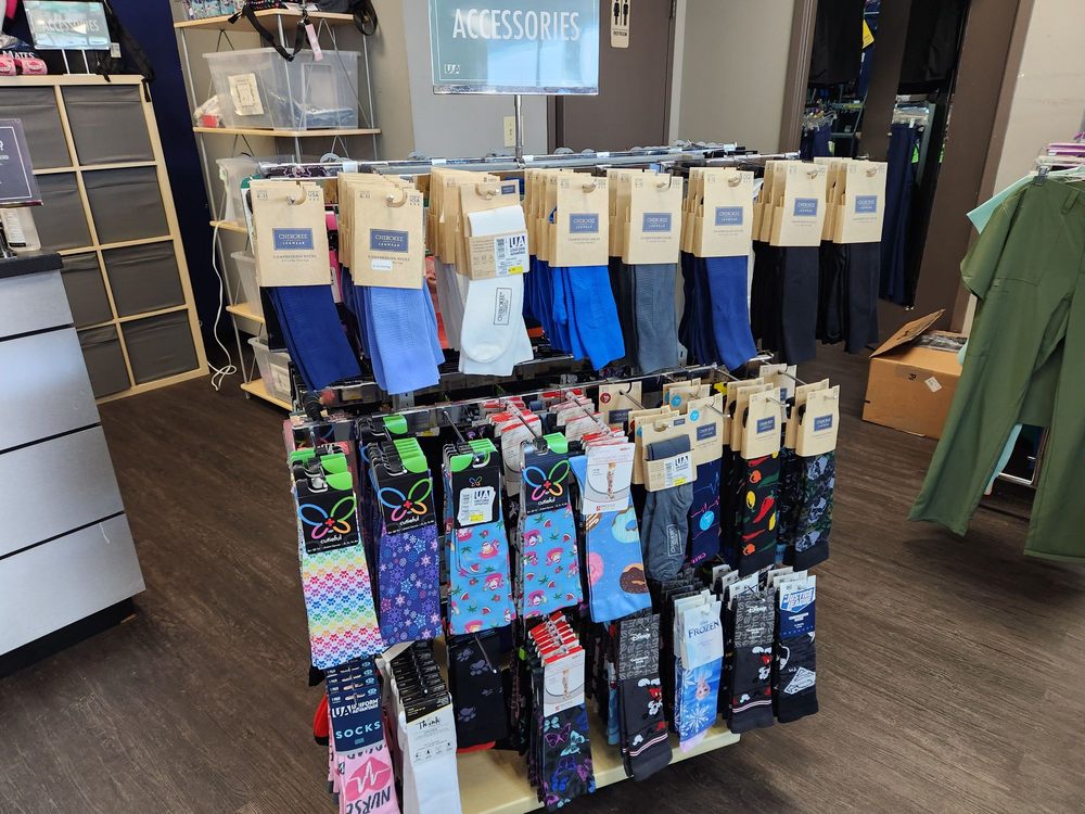 UNIFORM ADVANTAGE Updated September 2024 20 Photos & 21 Reviews