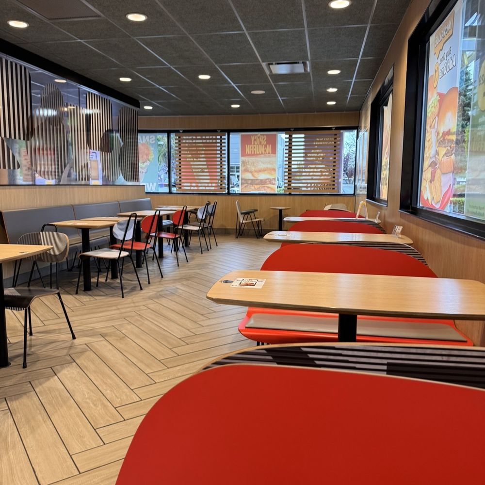 McDonald's - Seating area - Burgers Near Me - Bellevue, Washington McDonald's - Seating area - Burgers Near Me - Bellevue, Washington