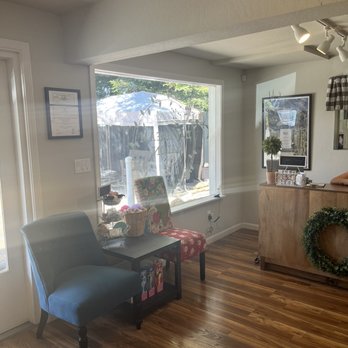 Daydream Salon - Lobby - Hair Stylists Near Me - Saratoga, California Daydream Salon - Lobby - Hair Stylists Near Me - Saratoga, California