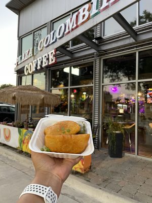 Plaza Colombian Coffee by null