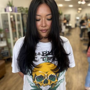 Human Kind Hair - Front face framing layers - Hair Stylists Near Me - Corona, California