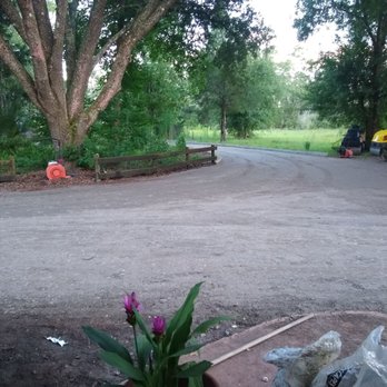 A Rafferty Paving - an empty parking lot - General Contractors Near Me - Auburndale, Florida
