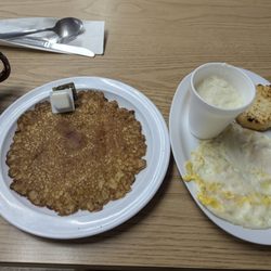 Nancy's Revival - Nancy's breakfast and pancake