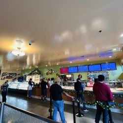 Guatemalteca Bakery & Restaurant - Interior