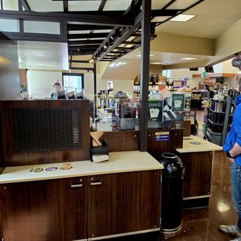 Pasadena Plaza - Starbucks in Vons - Shopping Centers Near Me - Pasadena, California