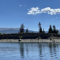 Twin Lakes Interlaken Boat Tours