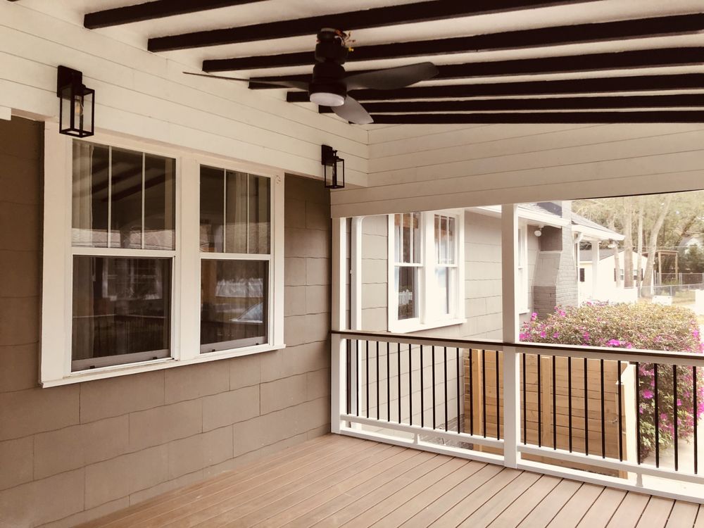 Slide of Deaville Roofing & Construction