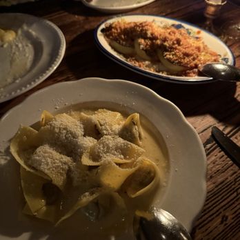 Sotto - Cappellacci - Italian Near Me - Cincinnati, Ohio