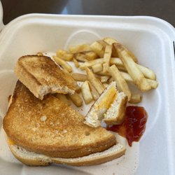 Friendly's - Grilled cheese with fries