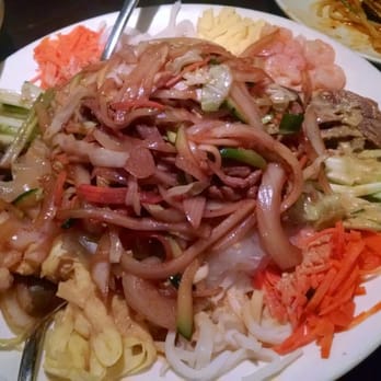 Chef Ping - Summer Salad pre-mixing (cold, hot & mustard salad on bean noodle. $16.95) - 3 stars (Friday dinner 2014-11-28) - Chinese Near Me - Rolling Meadows, Illinois