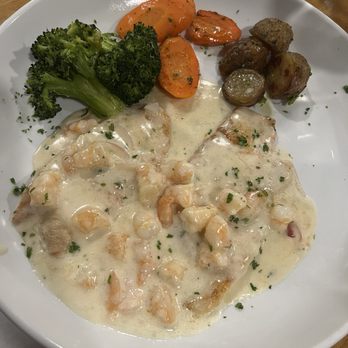 La Voglia Italian Restaurant - Pollo Venezia - Italian Near Me - Warminster, Pennsylvania La Voglia Italian Restaurant - Pollo Venezia - Italian Near Me - Warminster, Pennsylvania
