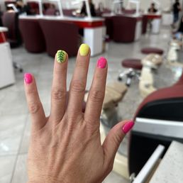 Obsessed with this nail dip color combo (for my trip to Puerto Rico)! Btw they glow in the dark! Obsessed with this nail dip color combo (for my trip to Puerto Rico)! Btw they glow in the dark!