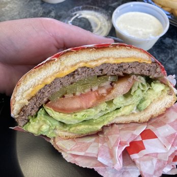 Legends Burgers - Avocado Cheeseburger the best thing here , definitely recommend - Burgers Near Me - Upland, California