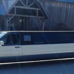 Blu Nite Limousine - Wedding Detail...