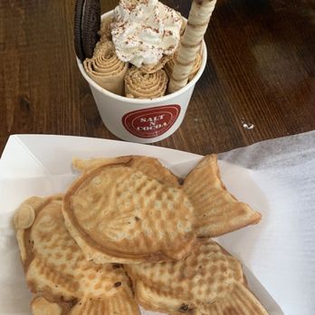 Salt N Cocoa - Japanese taiyaki (fish-shaped pastries) and coffee rolled ice cream - Ice Cream & Frozen Yogurt Near Me - Durham, North Carolina