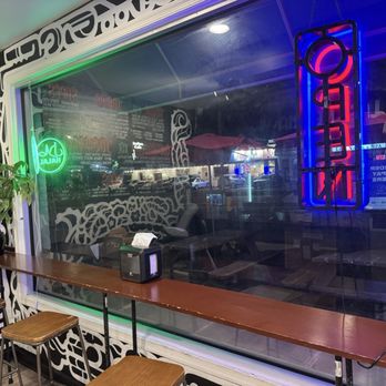 La Tingeria - Inside - Mexican Near Me - Falls Church, Virginia La Tingeria - Inside - Mexican Near Me - Falls Church, Virginia