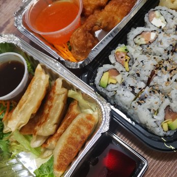 Mira Sushi - Queens - Gyoza dumpling, wings, Miami vice sushi and Philadelphia roll - Sushi Bars Near Me - Flushing, New York