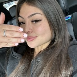Nail Studio & Bar - Manicure