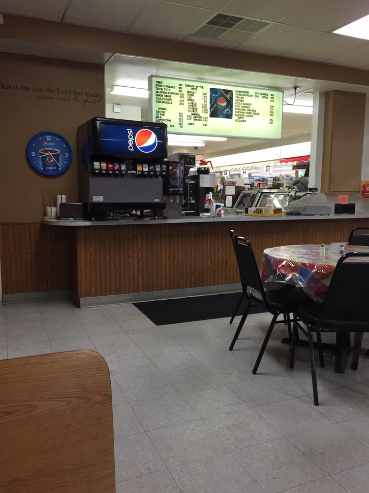 QUALITY FOOD CENTER 517 Dearborn St, Wayne, Nebraska Grocery