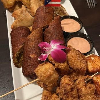 Boriken Restaurant & Bar - Sampler Platter - Puerto Rican Near Me - Staten Island, New York
