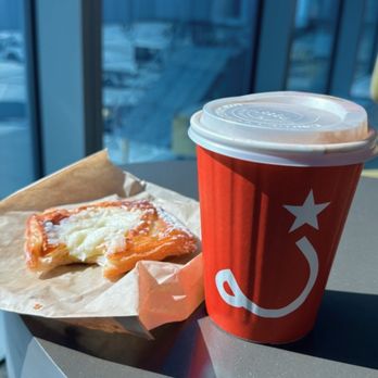 Ritual Coffee Roasters - Cheese danish and a mocha - Coffee Roasteries Near Me - San Francisco, California