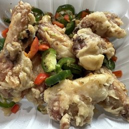 Salt and Pepper Chicken Wings