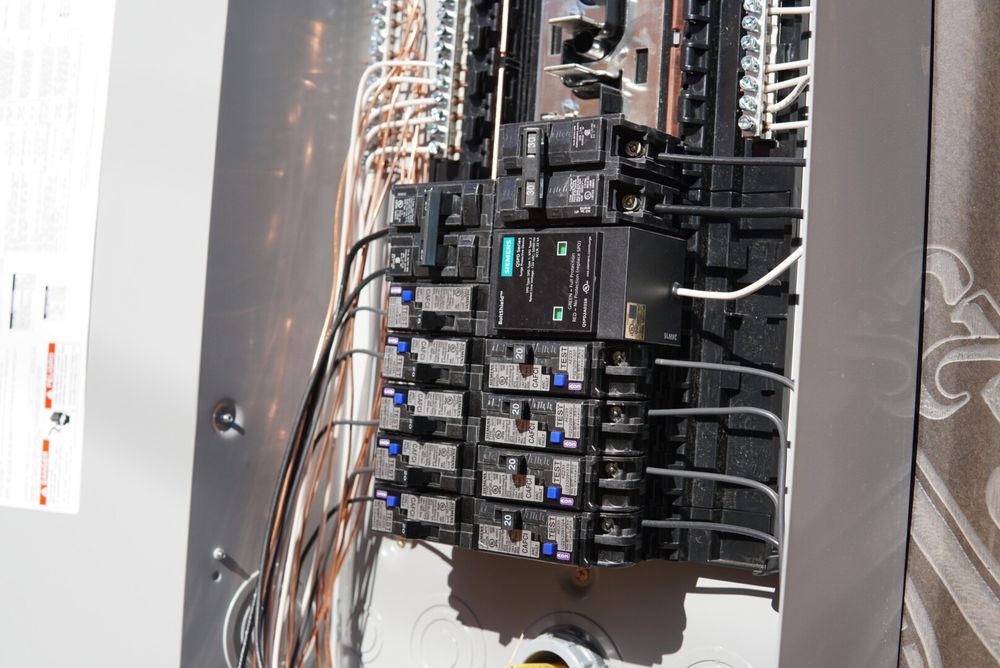 Slide of LA Pro Electrical