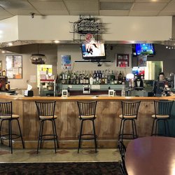 Mug Shots Bar & Grill - Bar Area