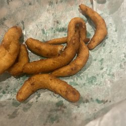 Sawmill Restaurant - Hush puppies (with plenty missing already)