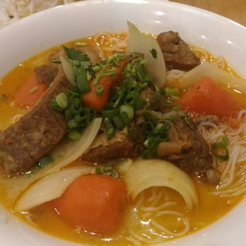 The Noodle House - curry braised beef vermicelli - Vietnamese Near Me - Ottawa, Ontario The Noodle House - curry braised beef vermicelli - Vietnamese Near Me - Ottawa, Ontario