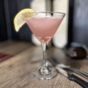 Freeport Bar & Grill - Raspberry Lemon Drop - American Near Me - Sacramento, California Freeport Bar & Grill - Raspberry Lemon Drop - American Near Me - Sacramento, California