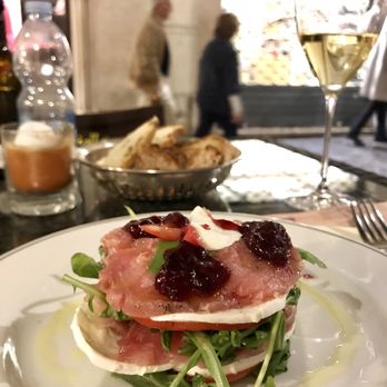 Fortunato al Pantheon - Caprese di Tonno (Tuna Caprese) Tuna Tartar, Bufala Mozzarella, Tomato, Arugula & Wild Berry Jam 18€ - Roman Near Me - Rome, RM Fortunato al Pantheon - Caprese di Tonno (Tuna Caprese) Tuna Tartar, Bufala Mozzarella, Tomato, Arugula & Wild Berry Jam 18€ - Roman Near Me - Rome, RM