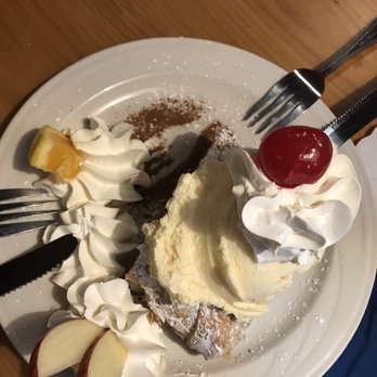 Cafe Old Vienna - Apple strudel - German Near Me - Myrtle Beach, South Carolina