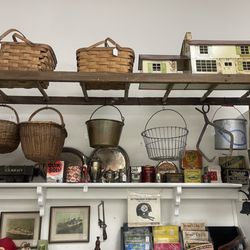 Crossroads Antique Mall