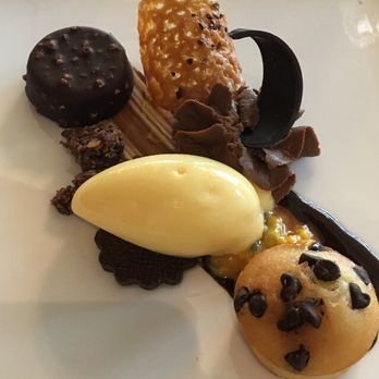 Miramar La Cigale - Chocolate with passionfruit - Hotels Near Me - Arzon, 56