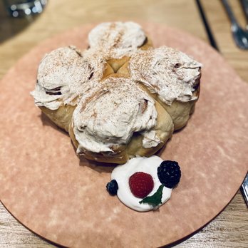 Crust Brewing - Cinnamon Rolls - Breweries Near Me - Rosemont, Illinois Crust Brewing - Cinnamon Rolls - Breweries Near Me - Rosemont, Illinois