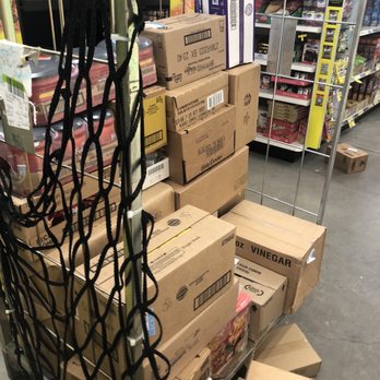 Dollar General - Getting ready to stock the shelves - Discount Store Near Me - Saylorsburg, Pennsylvania Dollar General - Getting ready to stock the shelves - Discount Store Near Me - Saylorsburg, Pennsylvania