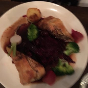Bistro Este - Bistros Near Me - Belfast, BFS