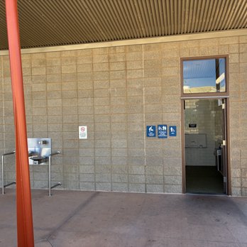 John “Chuck" Erreca Northbound Rest Area - Bathrooms - Rest Stops Near Me - Firebaugh, California John “Chuck" Erreca Northbound Rest Area - Bathrooms - Rest Stops Near Me - Firebaugh, California