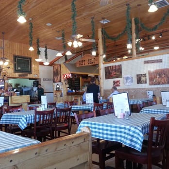 Pine Country Restaurant - Breakfast & Brunch Near Me - Williams, Arizona