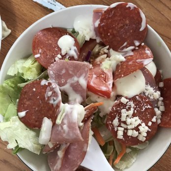 Pit Stop Pizza - Salad - Pizza Near Me - Crossville, Tennessee