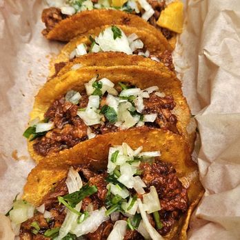 A Comer - Pork belly tacos and al pastor - Food Trucks Near Me - Portland, Oregon