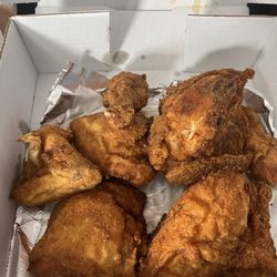 Lindsey's Pizza - 8 piece chicken