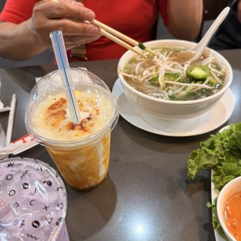 Saigon Brothers - Crème brûlée milk tea - Vietnamese Near Me - San Fernando Valley, California Saigon Brothers - Crème brûlée milk tea - Vietnamese Near Me - San Fernando Valley, California