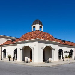 Lee Michaels Fine Jewelry - Lee Michaels Fine Jewelry store in Lafayette, Louisiana on Ambassador Caffery Parkway