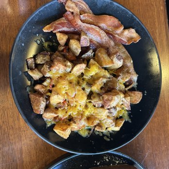 Toast Downey - Country potatoes with hickory smoked bacon. - Breakfast & Brunch Near Me - Downey, California Toast Downey - Country potatoes with hickory smoked bacon. - Breakfast & Brunch Near Me - Downey, California