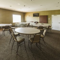 Highland Suites Extended Stay - Meeting Rooms
