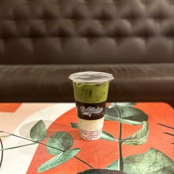 Bobaholics - Matcha latte with Oreos and Crystal boba - Bubble Tea Near Me - San Jose, California